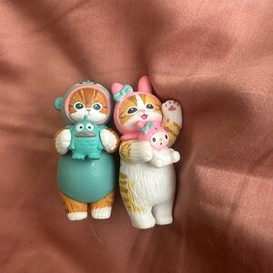 Mofusand Hello Kitty Melody & Hangyodon figures